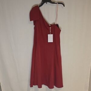 Gal Meets Glam One-Shoulder Red Dress